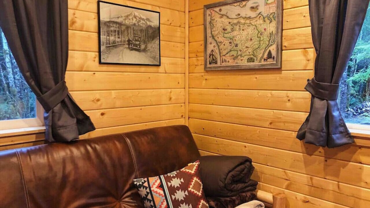 Photo of Livingroom in Forks