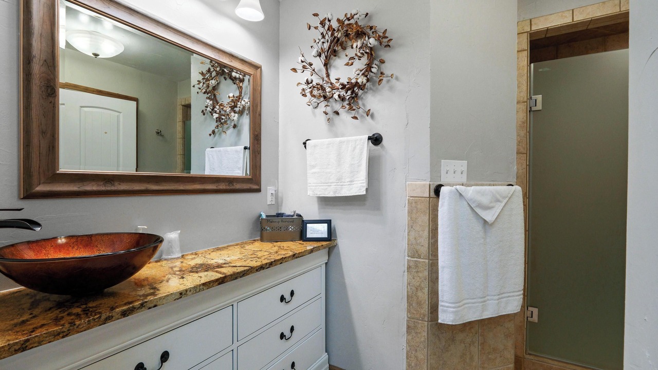 Photo of Bathroom in Carthage