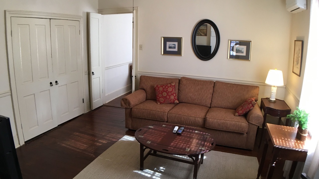 Photo of Livingroom in Natchez