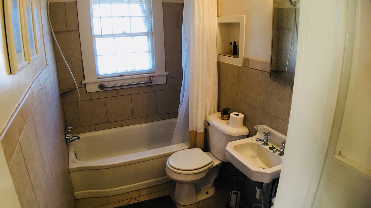 Photo of Bathroom in Natchez
