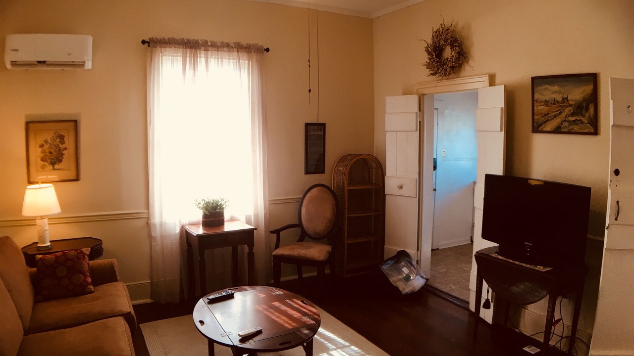 Photo of Livingroom in Natchez
