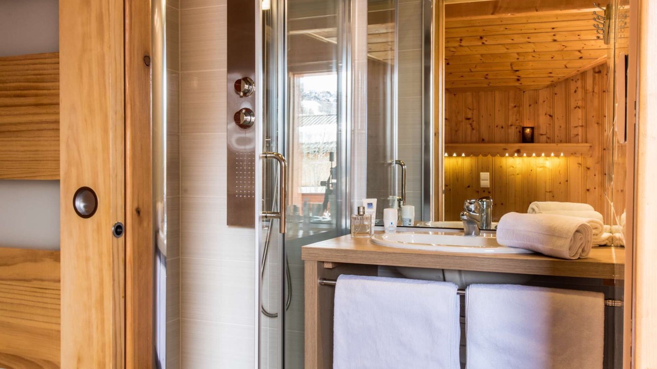 Photo of Bathroom in Le Bettaix