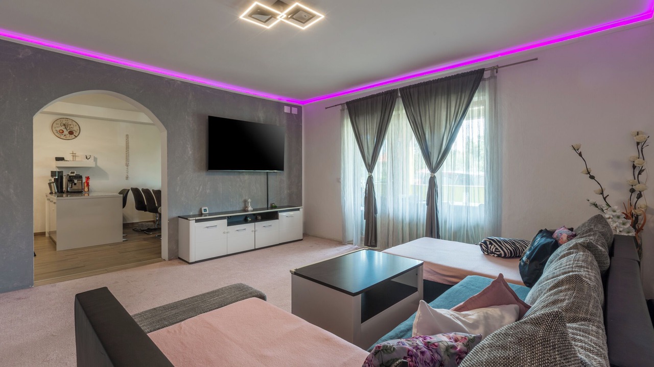 Photo of Livingroom in Zbandaj