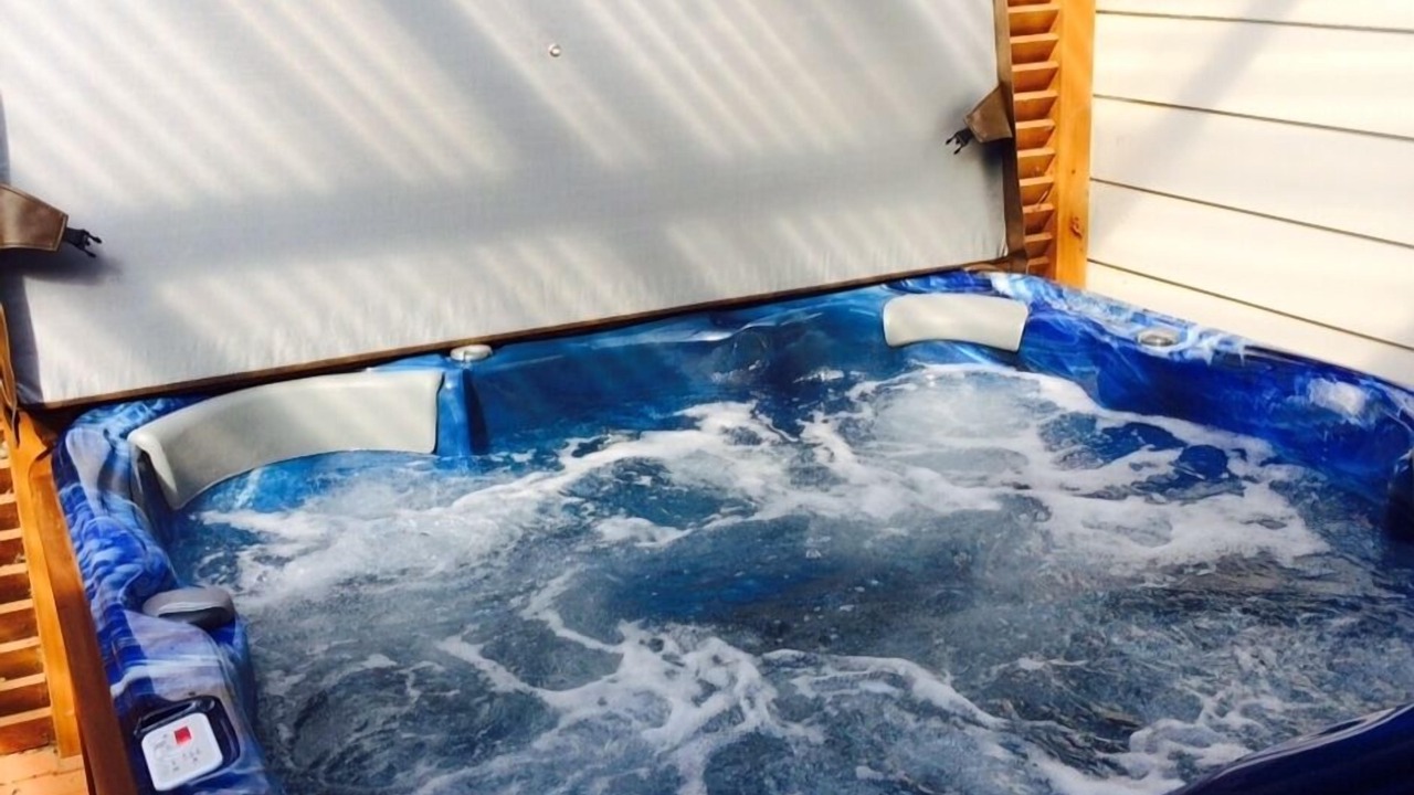 Photo of Others in Hannahs Bay