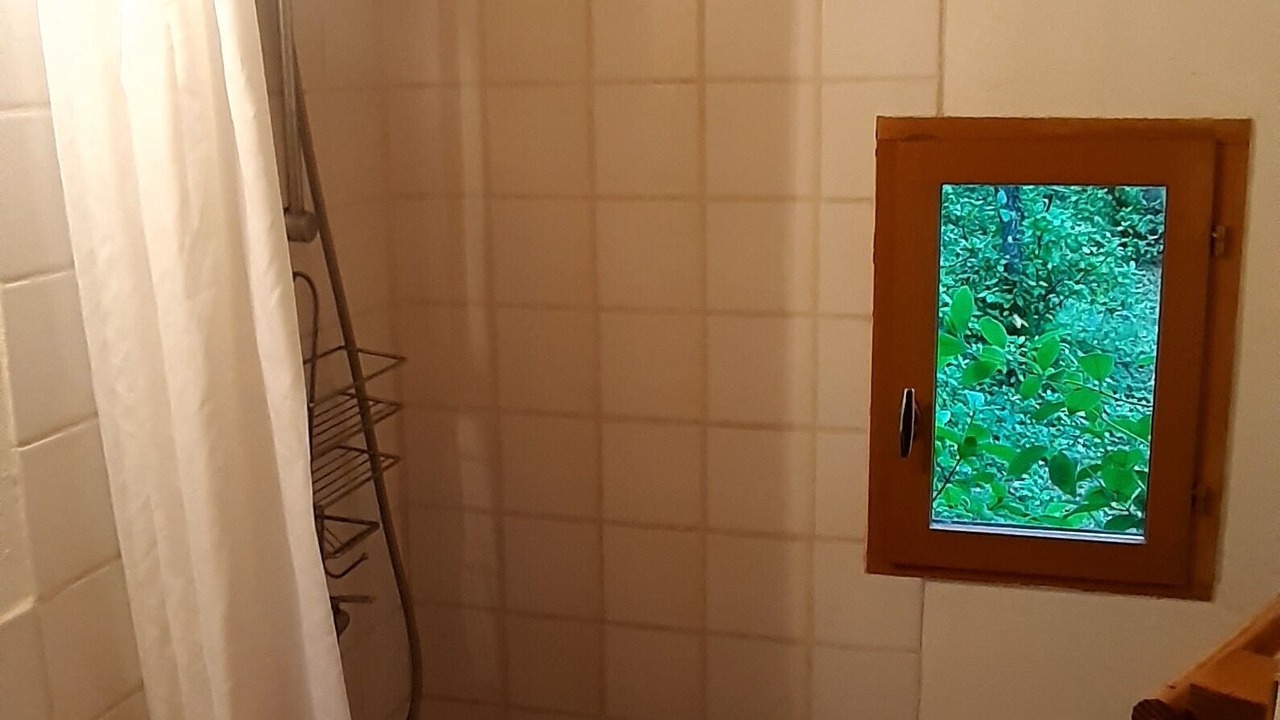 Photo of Bathroom in Piolenc
