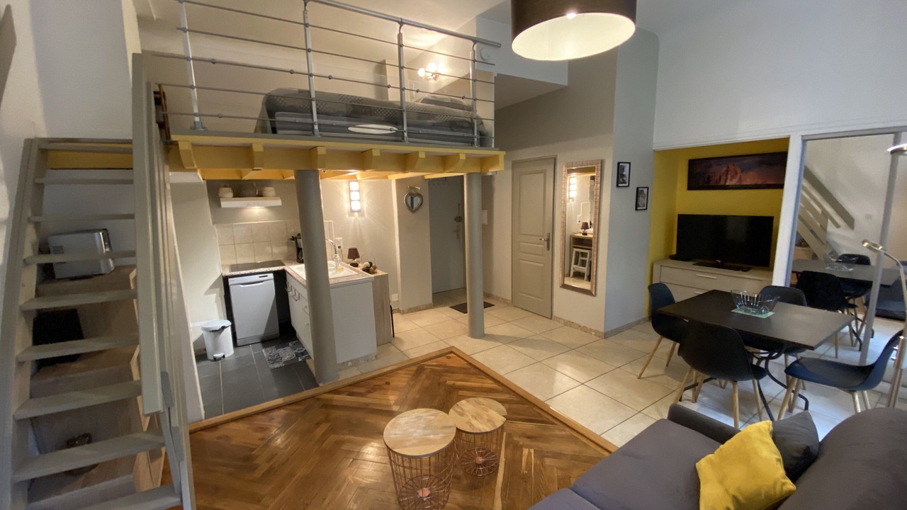 Photo of Livingroom in Aix-les-Bains City Center