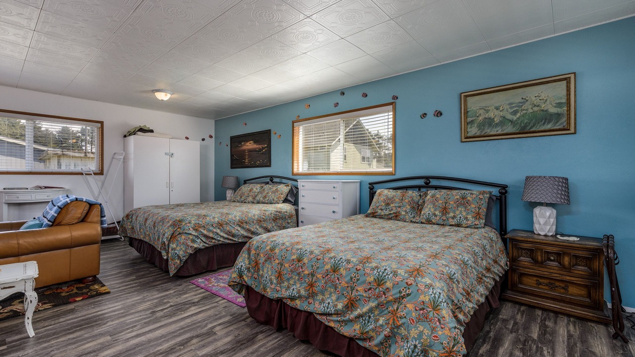 Photo of Bedroom in Pacific Beach