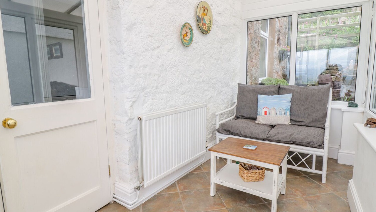 Photo of Livingroom in Llysfaen