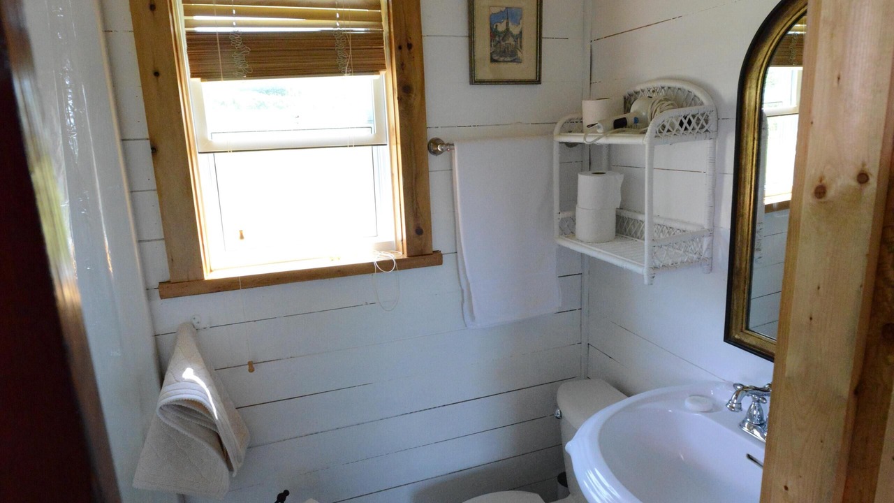 Photo of Bathroom in Annapolis County