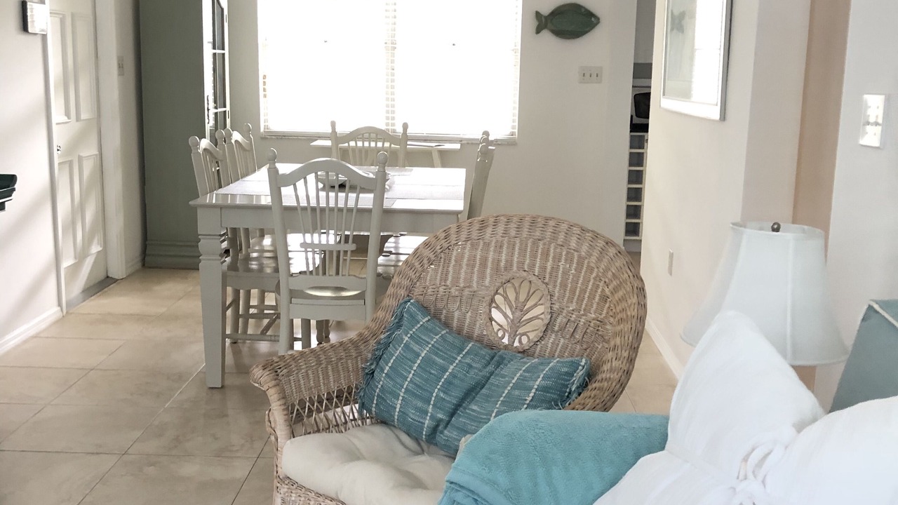 Photo of Livingroom in Riverview Estates