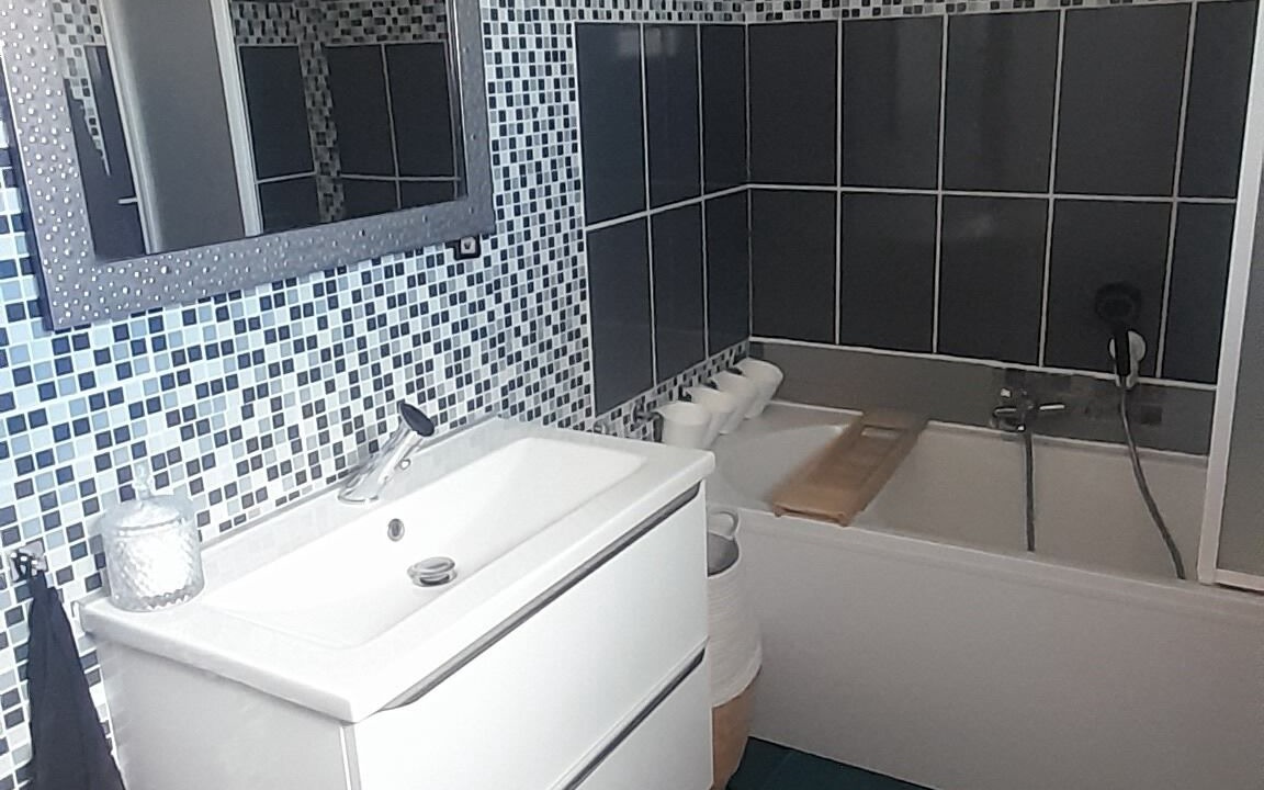 Photo of Bathroom in Aimargues