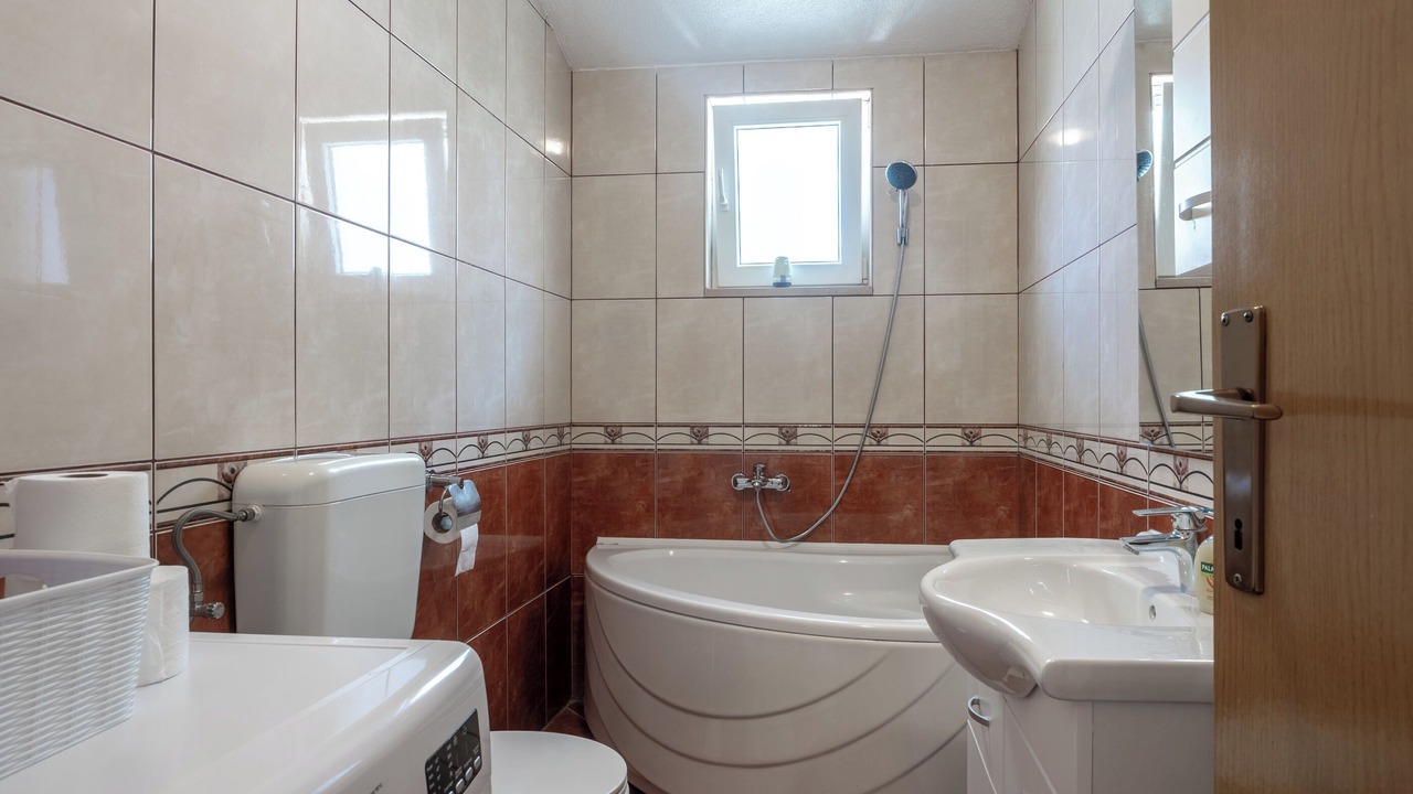 Photo of Bathroom in Istok