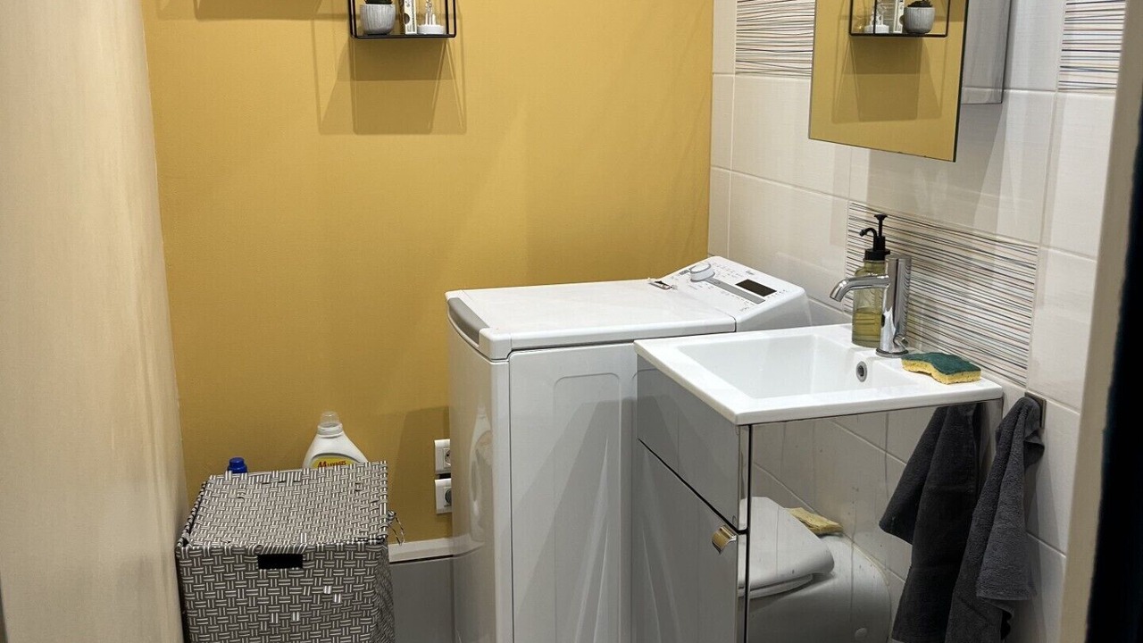 Photo of Bathroom in 8th Arrondissement