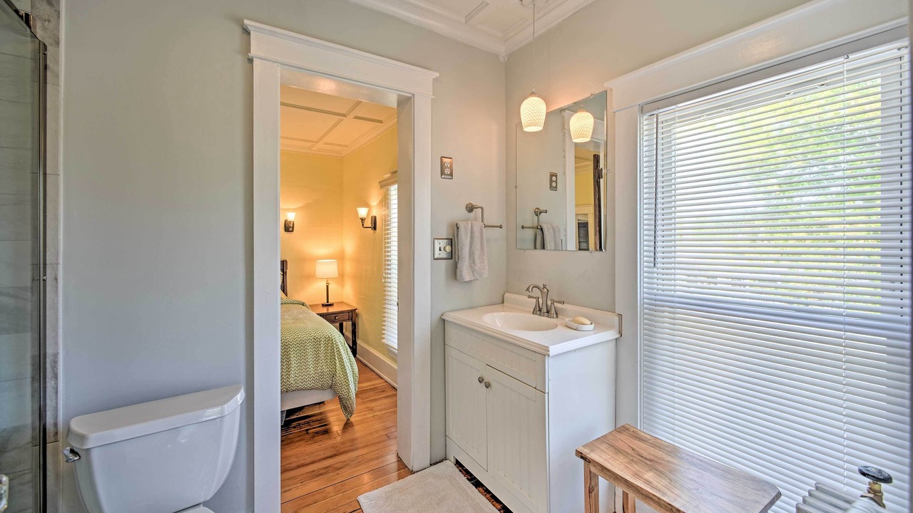 Photo of Bathroom in Clayton