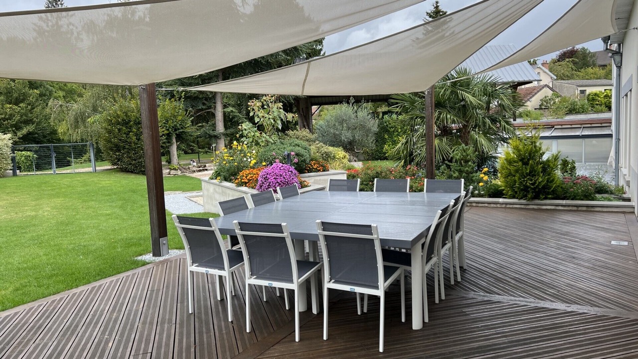 Photo of Outdoor in Verneuil