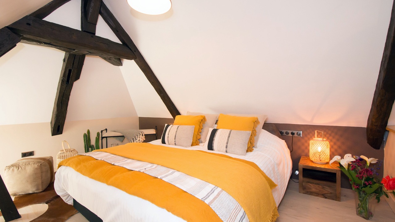 Photo of Bedroom in Verneuil