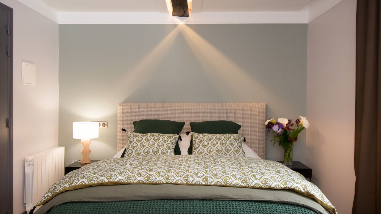 Photo of Bedroom in Verneuil