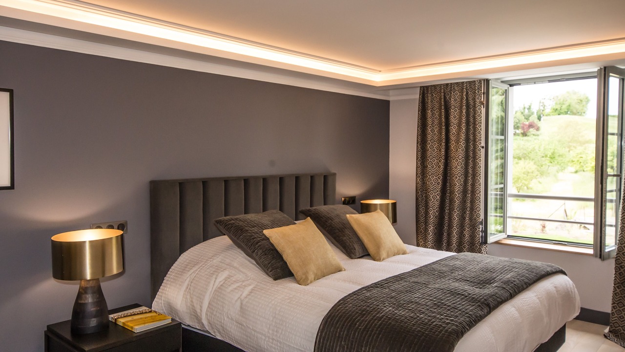 Photo of Bedroom in Verneuil