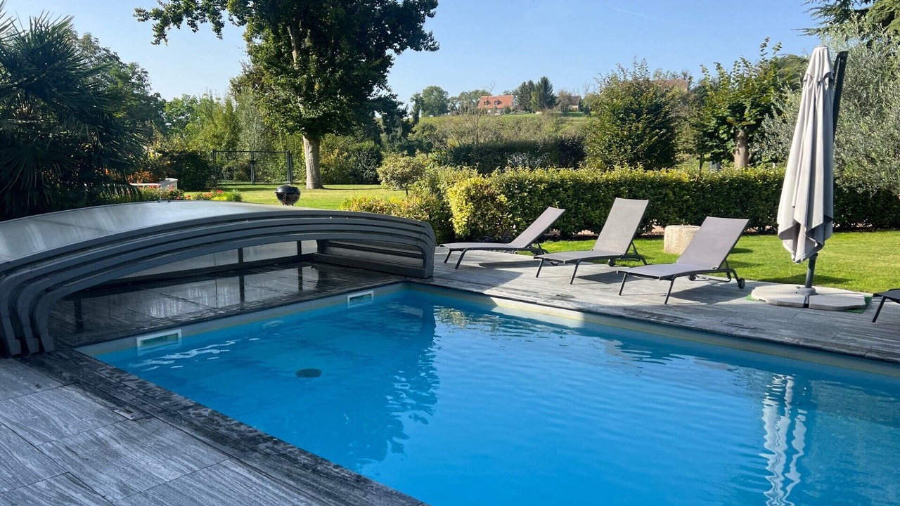 Photo of Outdoor in Verneuil