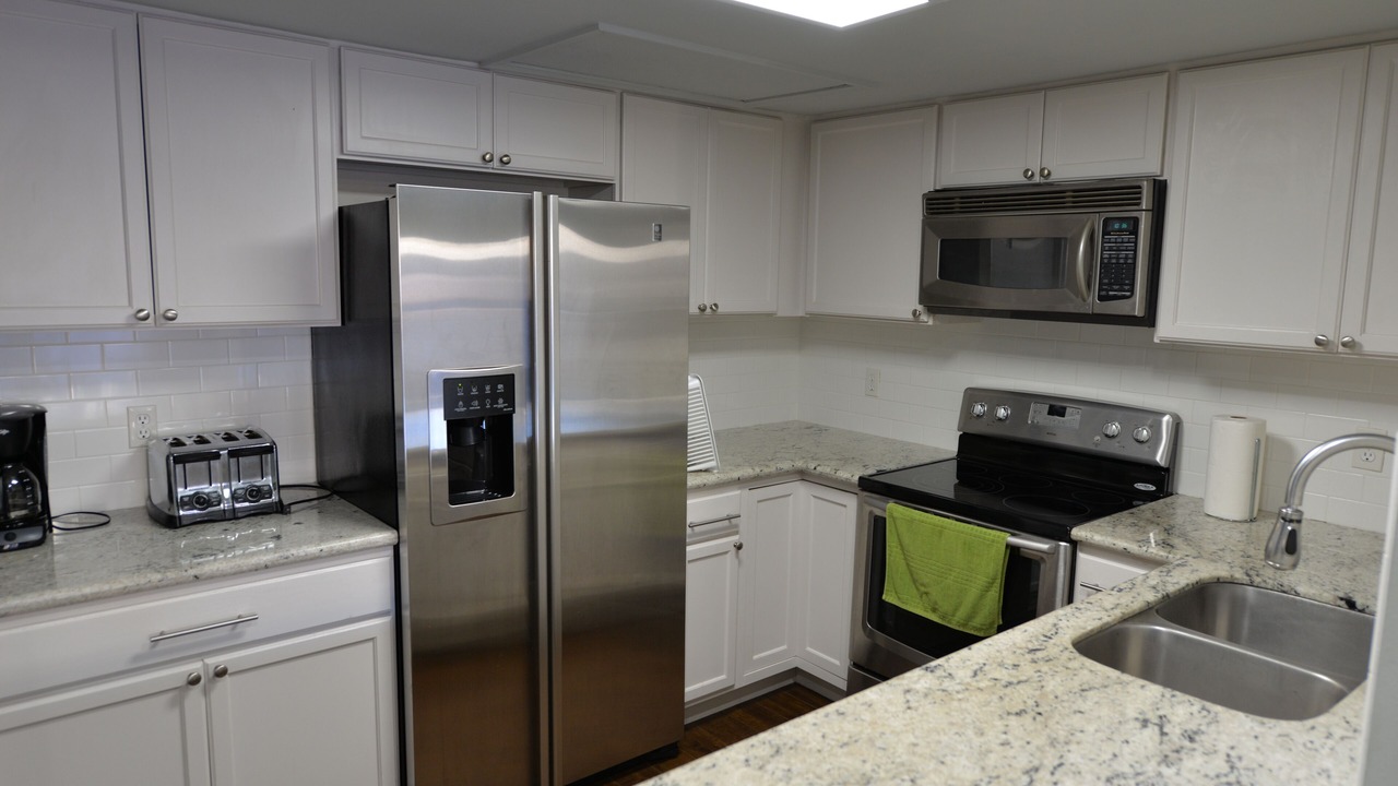Photo of Kitchen in Energy Corridor