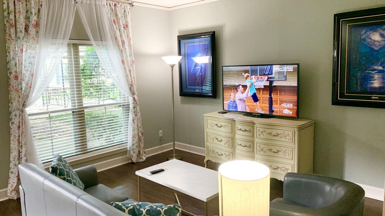 Photo of Livingroom in Energy Corridor