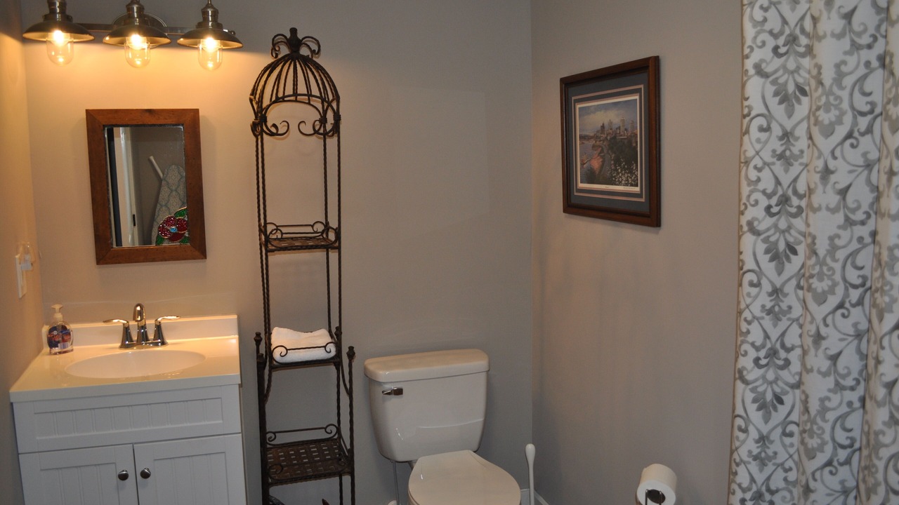 Photo of Bathroom in Carrollton