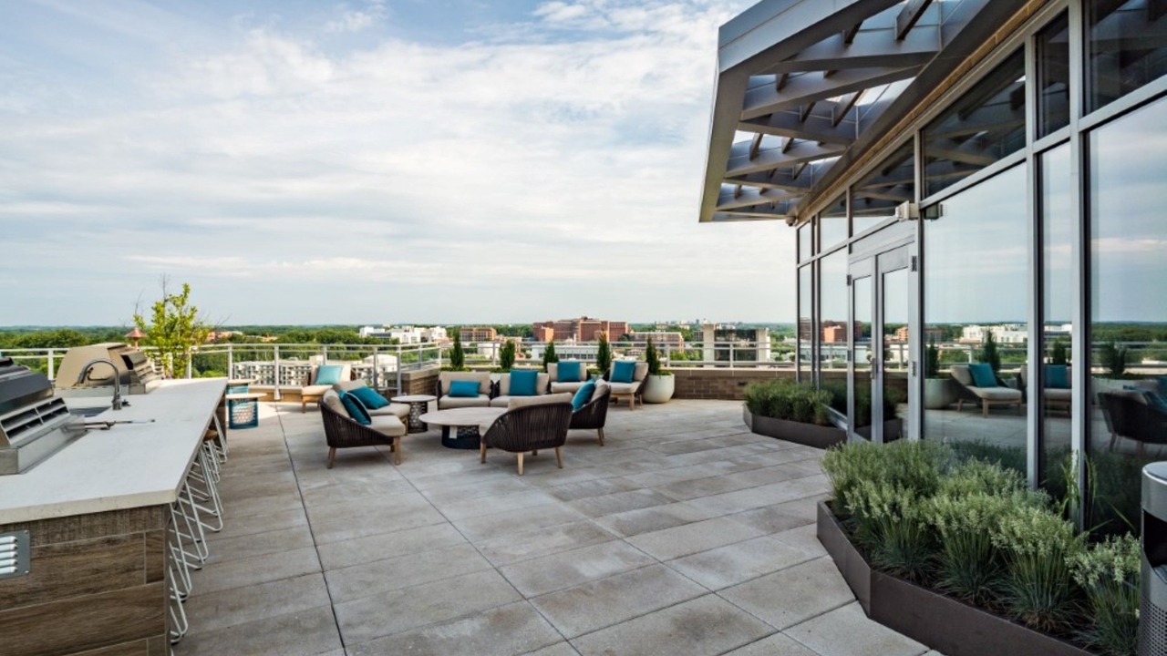 Photo of Outdoor in Woodmont Triangle