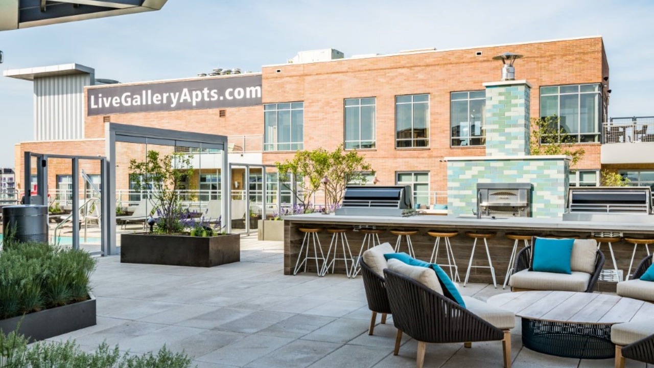 Photo of Outdoor in Woodmont Triangle