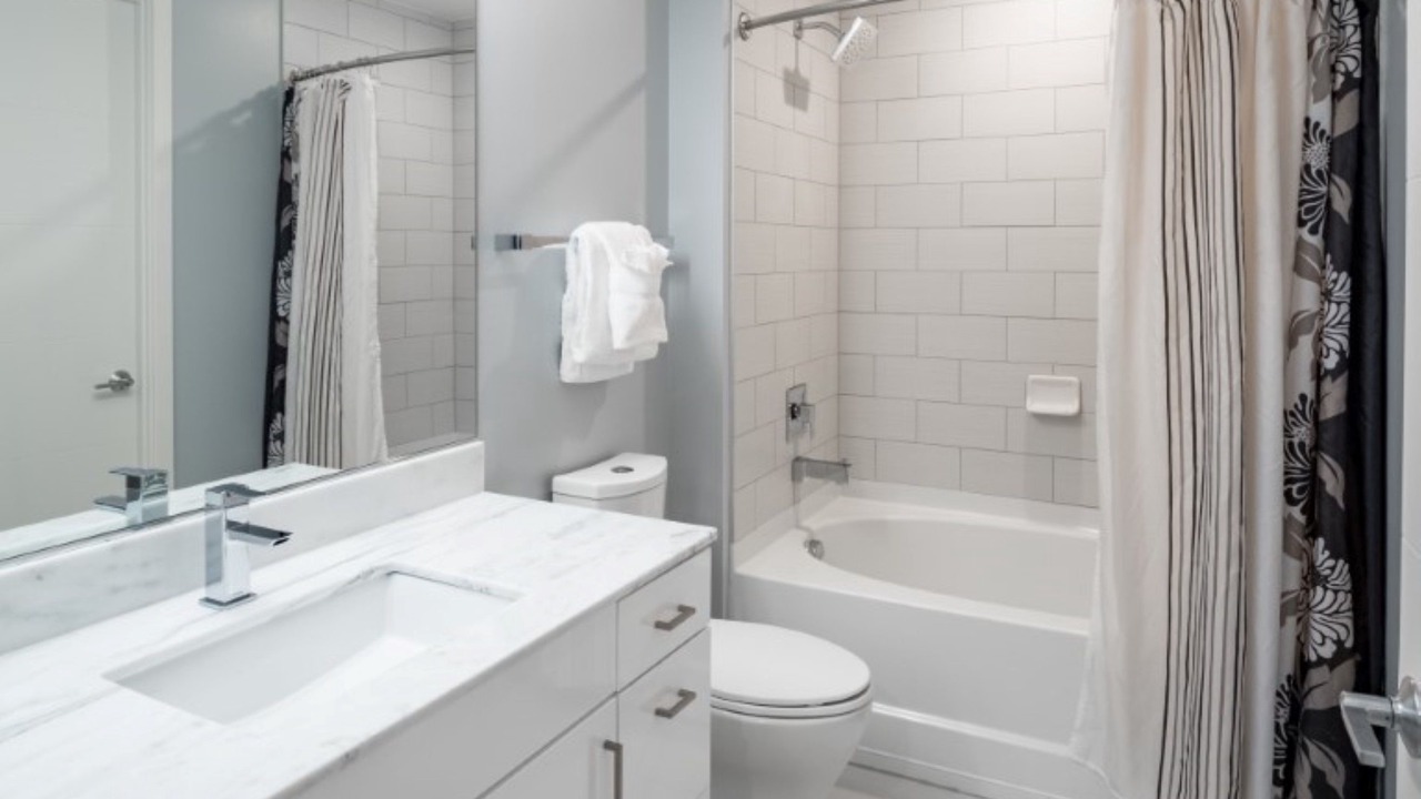 Photo of Bathroom in Woodmont Triangle