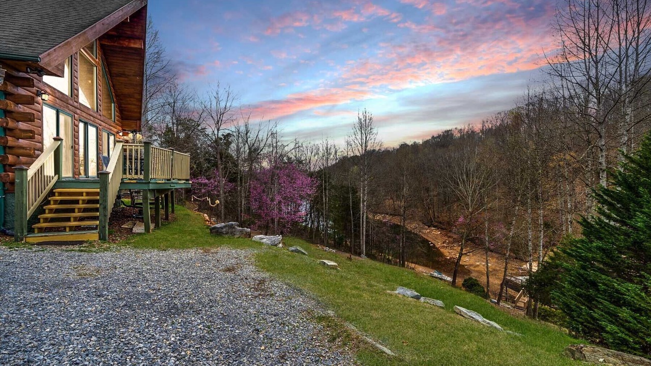 Photo of Outdoor in Piney Flats