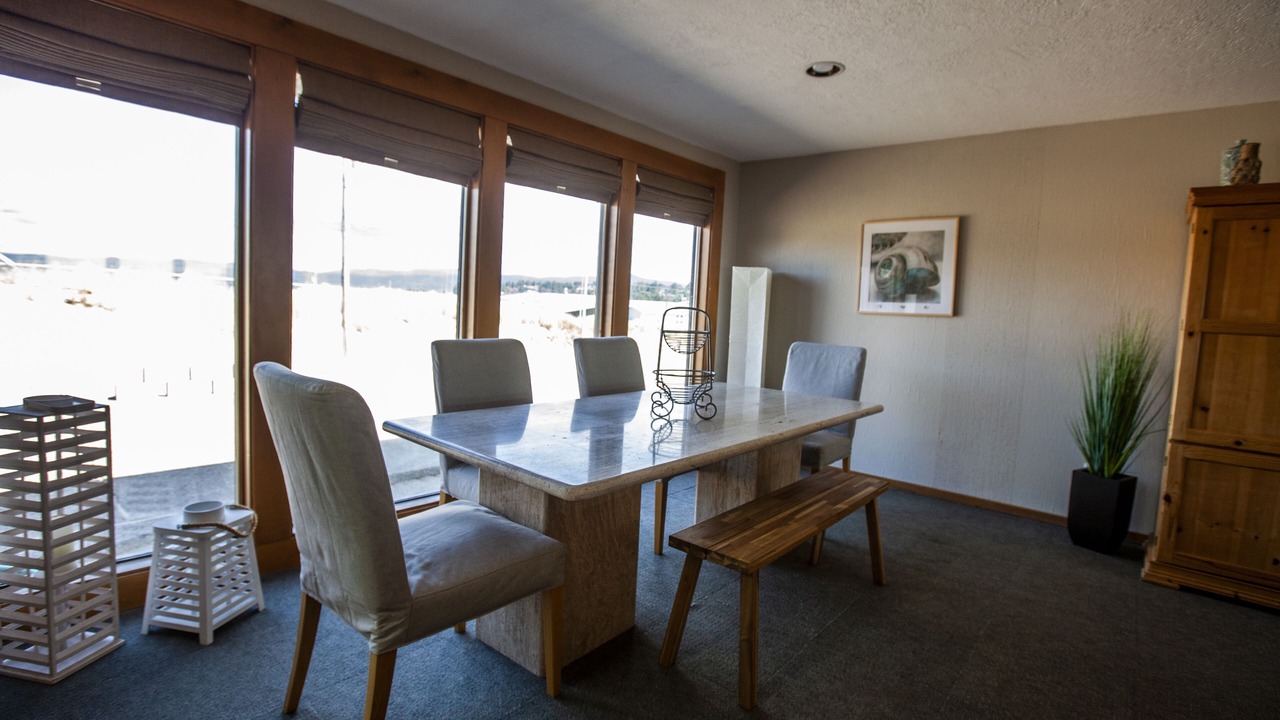 Photo of Bedroom in Bayshore