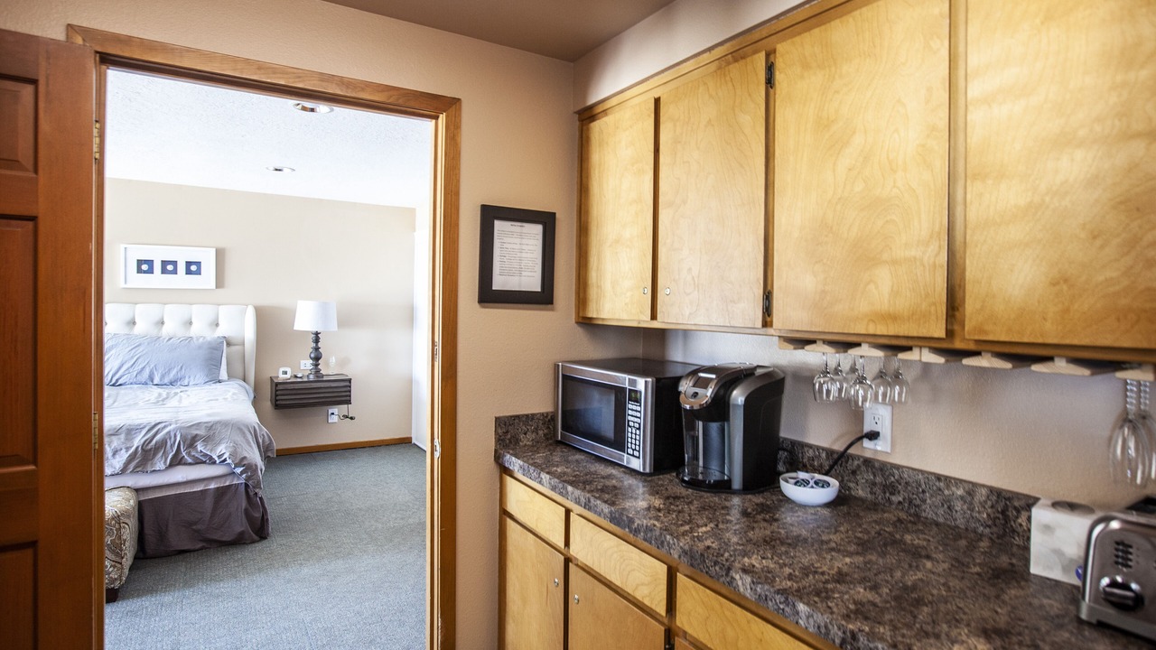 Photo of Bedroom in Bayshore