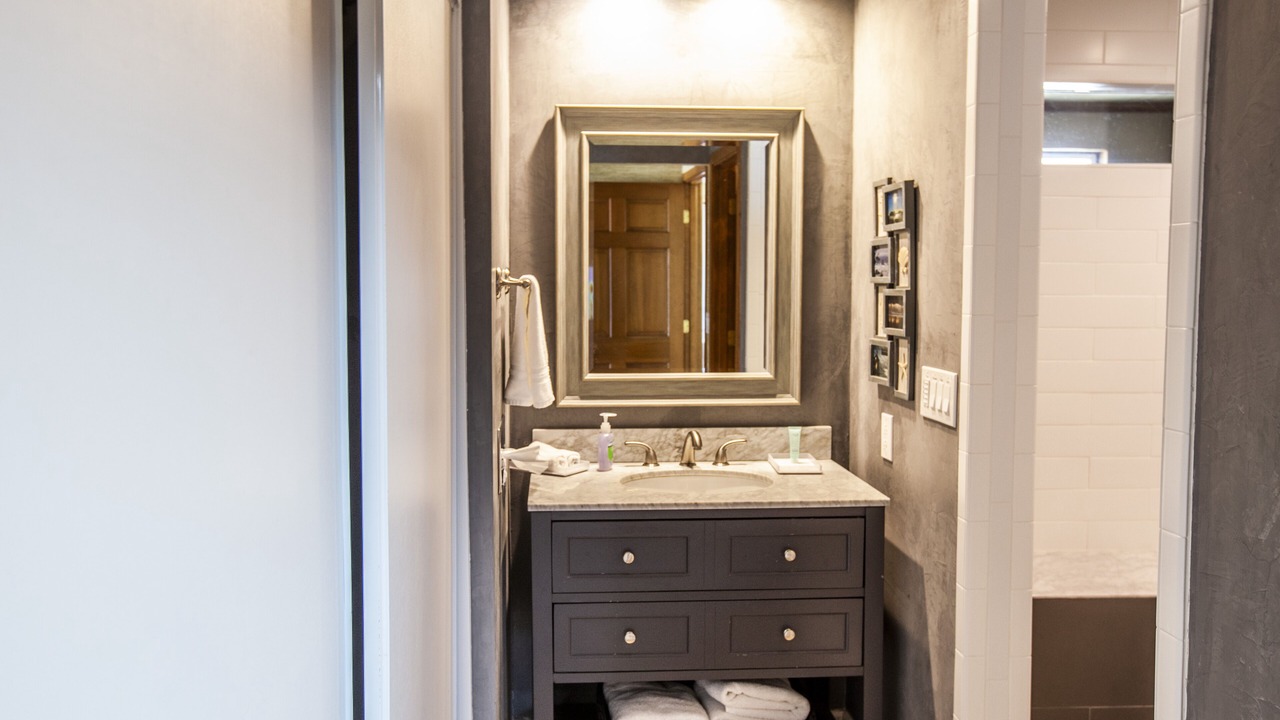 Photo of Bathroom in Bayshore