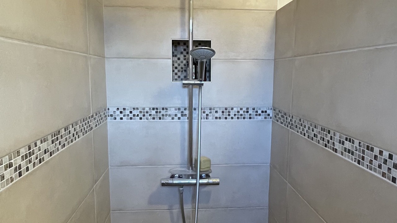 Photo of Bathroom in Beaux Arts-Boutonnet