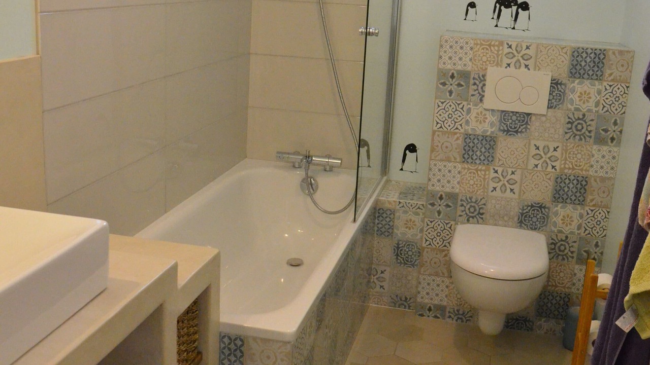 Photo of Bathroom in Beaux Arts-Boutonnet