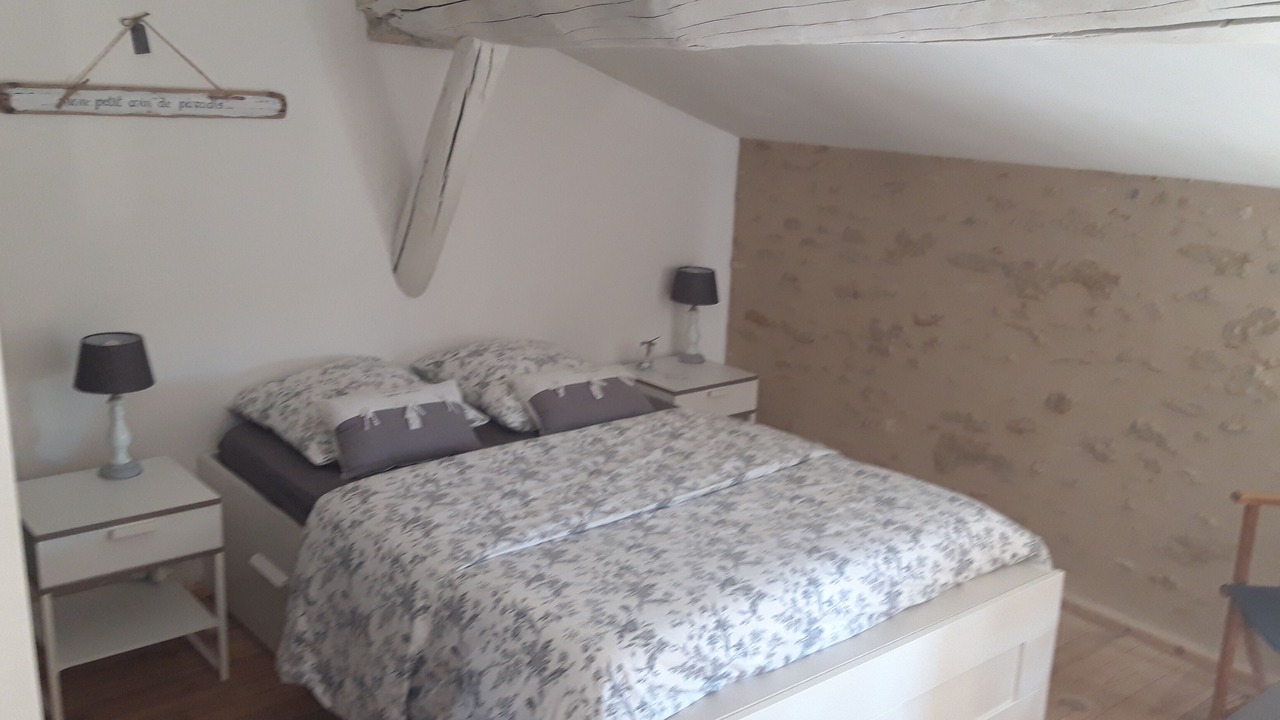 Photo of Bedroom in Grillon