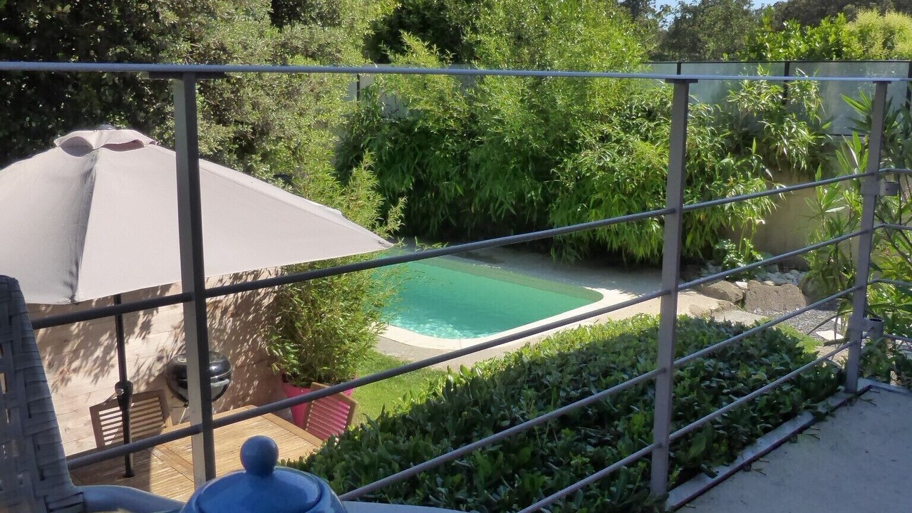 Photo of Outdoor in Grillon