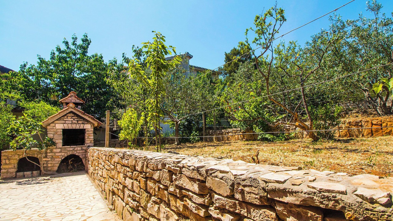 Photo of Outdoor in Maslinica