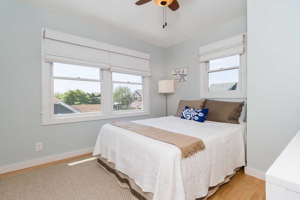 Photo of Bedroom in Ocean Beach