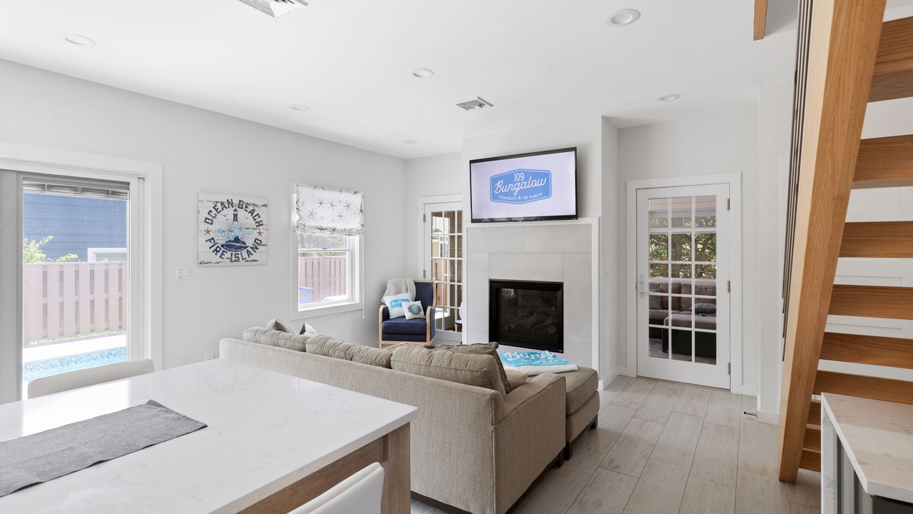 Photo of Livingroom in Ocean Beach