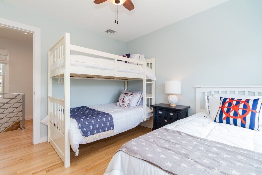 Photo of Bedroom in Ocean Beach