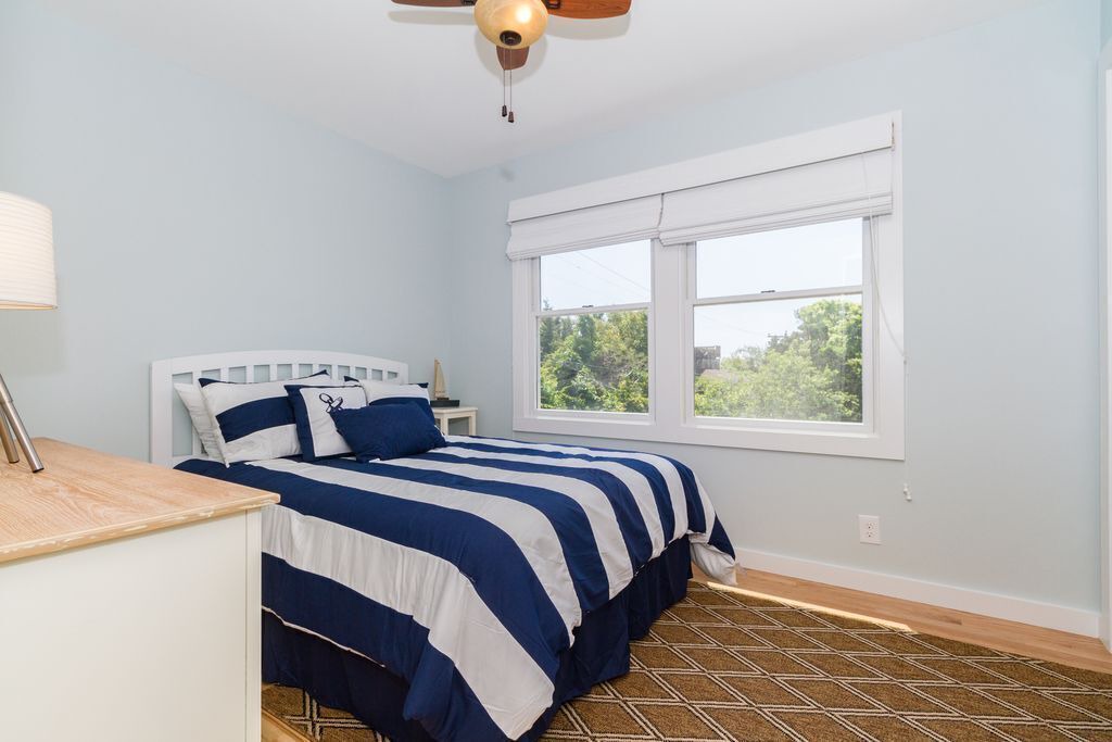 Photo of Bedroom in Ocean Beach