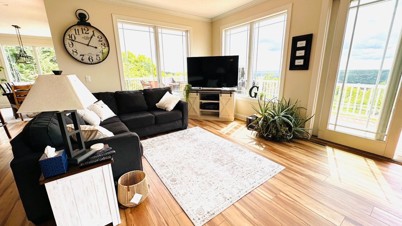 Photo of Livingroom in Hancock