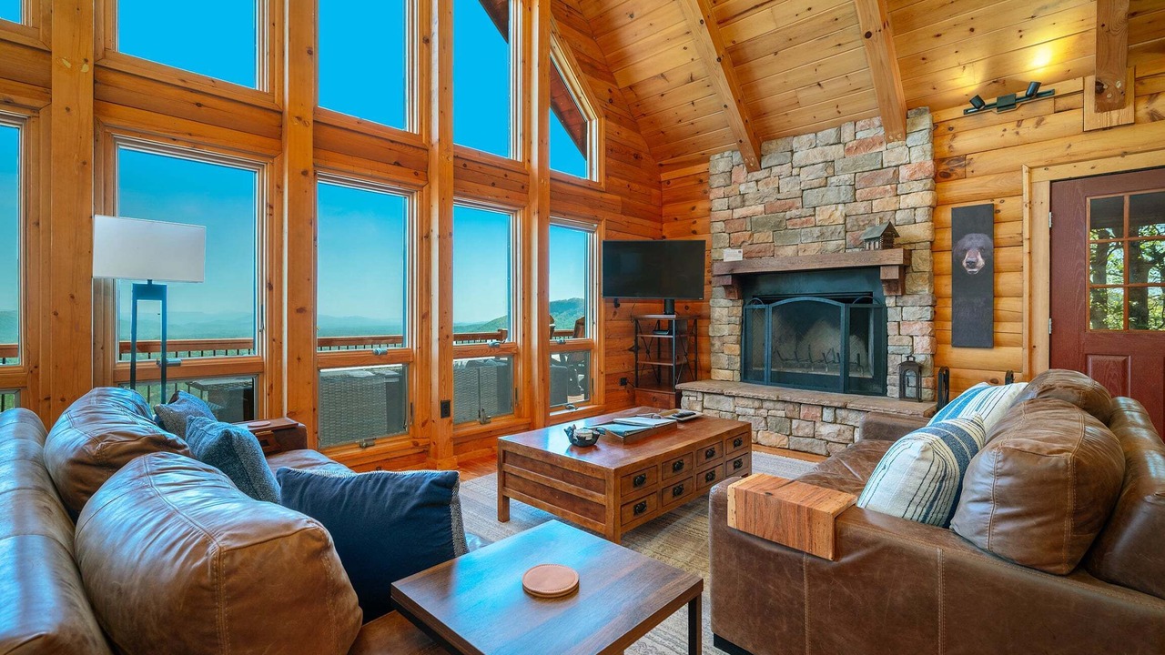 Photo of Livingroom in Old Fort
