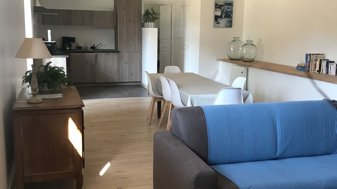 Photo of Livingroom in Saint-Georges-Motel