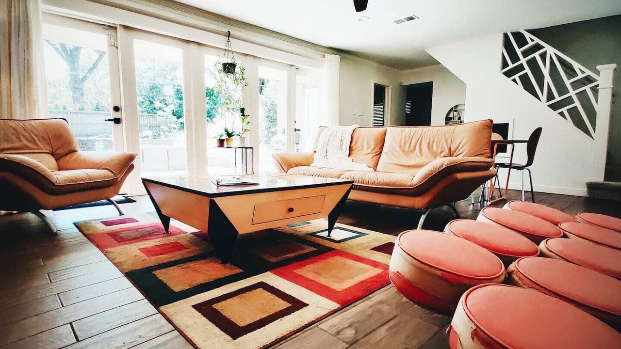 Photo of Livingroom in East Memphis