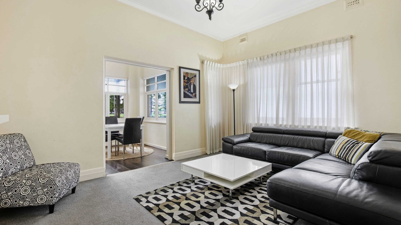Photo of Livingroom in Glenelg