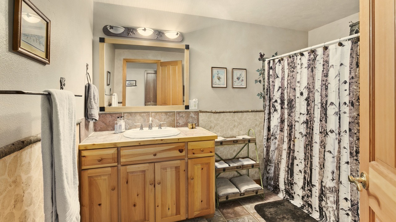 Photo of Bathroom in Enumclaw