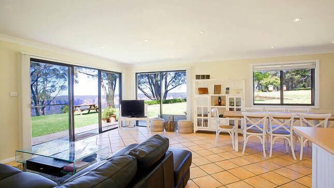 Photo of Livingroom in Blackheath