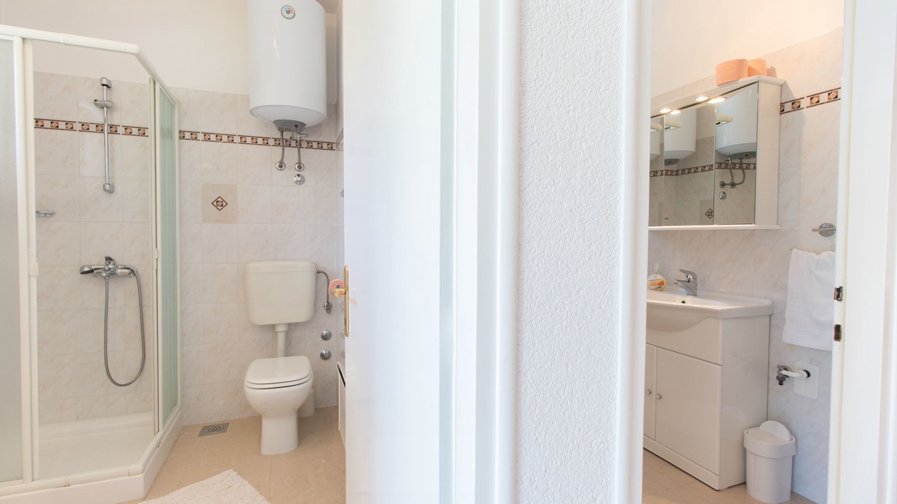 Photo of Bathroom in Pobri